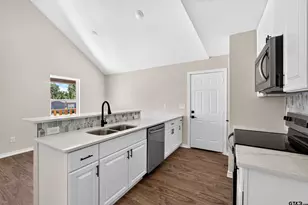22804 Creekwood Dr, Flint, TX 75762 - Photo 8