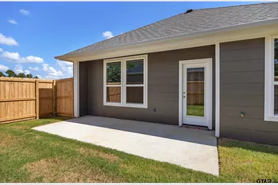 611 Park Central, Chandler, TX 75758 - Photo 22