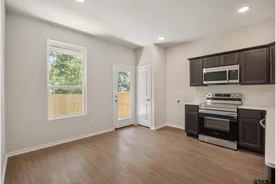 610 Park Central, Chandler, TX 75758 - Photo 4
