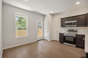 610 Park Central, Chandler, TX 75758 - Photo 4
