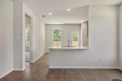 610 Park Central, Chandler, TX 75758 - Photo 8