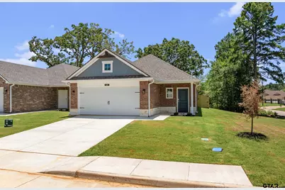 610 Park Central, Chandler, TX 75758 - Photo 1