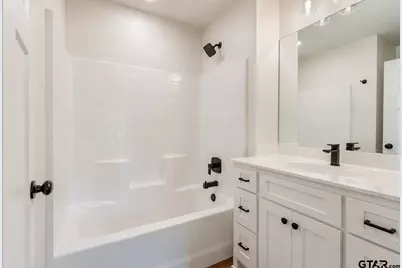 421 S Bonner St, Jacksonville, TX 75766 - Photo 14