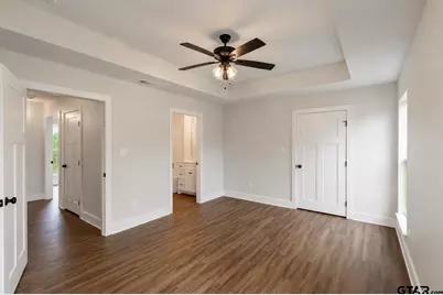 421 S Bonner St, Jacksonville, TX 75766 - Photo 12