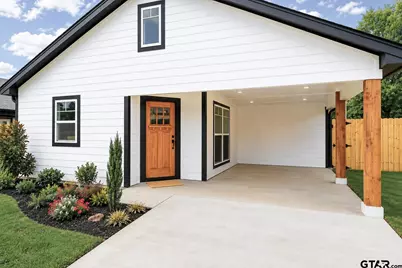 421 S Bonner St, Jacksonville, TX 75766 - Photo 2