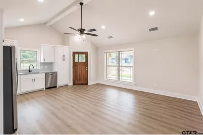 425 S Bonner St, Jacksonville, TX 75766 - Photo 4