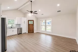 425 S Bonner St, Jacksonville, TX 75766 - Photo 4