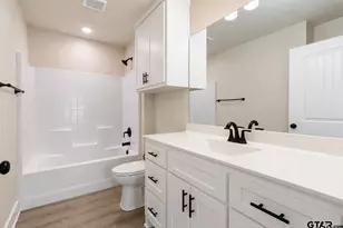 425 S Bonner St, Jacksonville, TX 75766 - Photo 12
