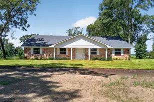 1570 Co Rd 3104, Jacksonville, TX 75766 - Photo 2