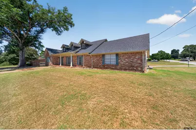 1610 Meadowhill Dr, Jacksonville, TX 75766 - Photo 2
