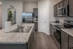 1961 Freeman St, Tyler, TX 75704 - Photo 4