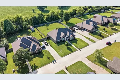 21412 Boone Dr, Bullard, TX 75757 - Photo 2