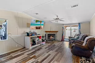 400 Hopkins St, Alba, TX 75410 - Photo 6