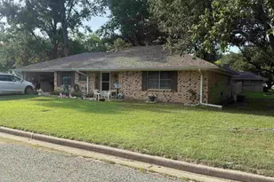 1205 Langford Ln, Whitehouse, TX 75791 - Photo 2
