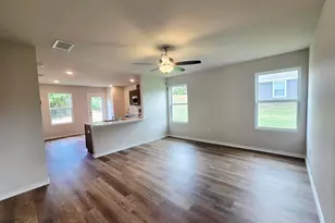 1700 Meadow Ln, Whitehouse, TX 75791 - Photo 2