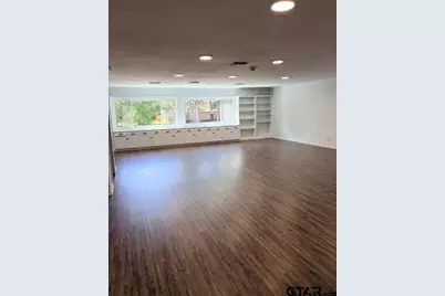 2002 Sybil, Tyler, TX 75703 - Photo 2