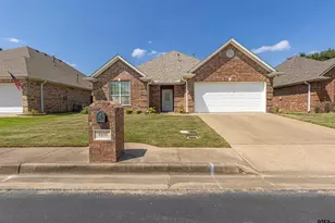 1911 Hollyglen, Tyler, TX 75703 - Photo 10