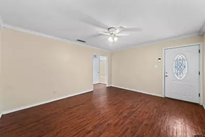 118 Hillcrest Dr, Palestine, TX 75801 - Photo 6