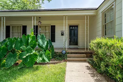 2724 Crestview Avenue, Tyler, TX 75701 - Photo 2