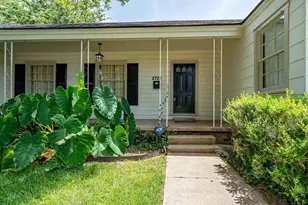 2724 Crestview Ave, Tyler, TX 75701 - Photo 2