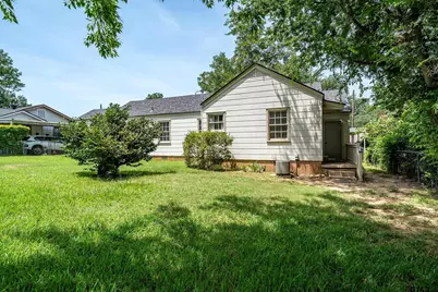 2724 Crestview Avenue, Tyler, TX 75701 - Photo 22