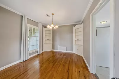 2724 Crestview Avenue, Tyler, TX 75701 - Photo 8