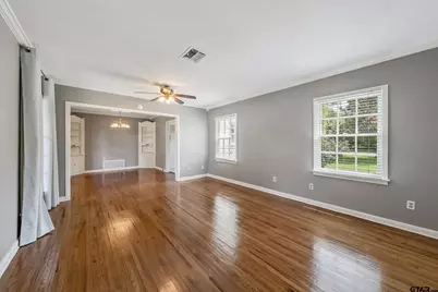 2724 Crestview Avenue, Tyler, TX 75701 - Photo 10