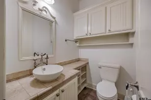 2318 Kingsmill Cir, Tyler, TX 75703 - Photo 42