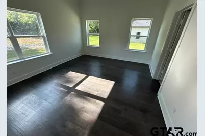 1110 S Main St, Lindale, TX 75771 - Photo 12