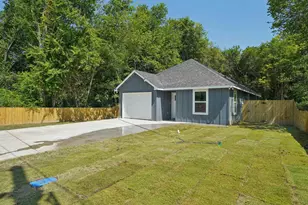 117 Maxwell St, Sulphur Springs, TX 75482 - Photo 1