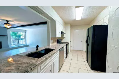 4616 Commanche Trail, Tyler, TX 75707 - Photo 4
