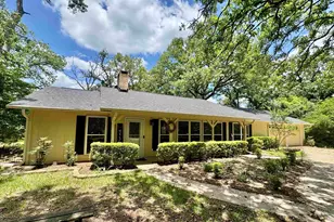 138 Green Knl, Holly Lake Ranch, TX 75765 - Photo 2