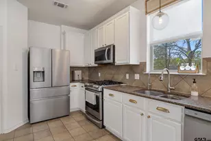 310 Rosebrook Cir, Whitehouse, TX 75791 - Photo 20