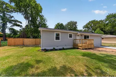 203 Lakeview St., Whitehouse, TX 75791 - Photo 2