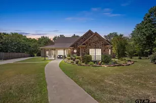 15610 Regian Dr, Lindale, TX 75771 - Photo 2
