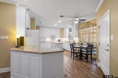 15610 Regian Drive, Lindale, TX 75771 - Photo 10