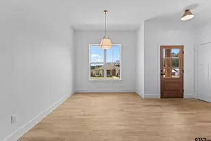 16510 Crossing Cir, Lindale, TX 75771 - Photo 10