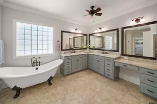 2075 Stonegate Valley Drive, Tyler, TX 75703 - Photo 16