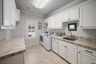 2075 Stonegate Valley Drive, Tyler, TX 75703 - Photo 22