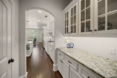 2075 Stonegate Valley Dr, Tyler, TX 75703 - Photo 12