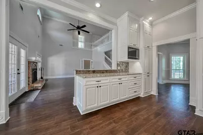 1881 Valley View Lane, Tyler, TX 75703 - Photo 14