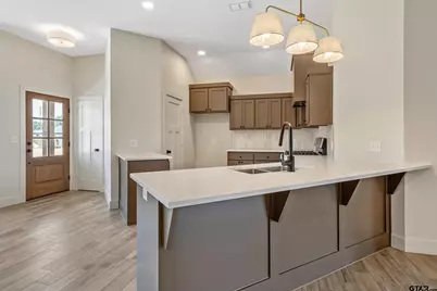 16637 Crossing Circle, Lindale, TX 75771 - Photo 2