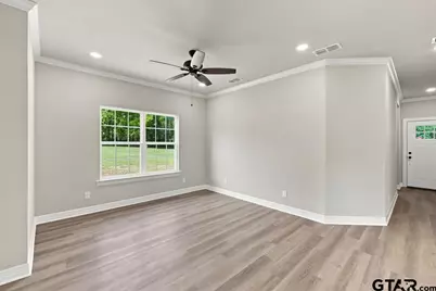 1214 N Third St., Longview, TX 75601 - Photo 4
