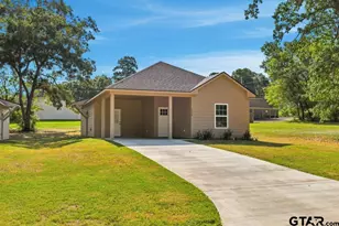 1214 N Third St, Longview, TX 75601 - Photo 1