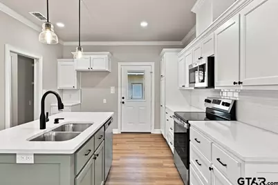 1214 N Third St., Longview, TX 75601 - Photo 10