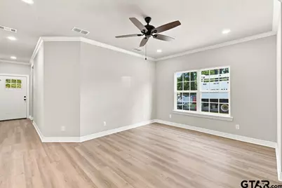 1216 N Third St., Longview, TX 75601 - Photo 4