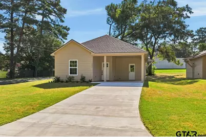 1216 N Third St., Longview, TX 75601 - Photo 1
