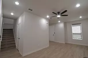 1158 Earle, Tyler, TX 75702 - Photo 6