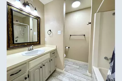 162 Pine Tree Unit B, Holly Lake Ranch, TX 75765 - Photo 18