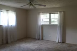 412 Angelina St, Jacksonville, TX 75766 - Photo 10